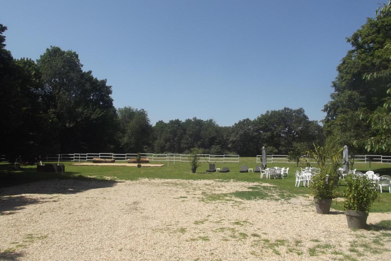 فندق Le Domaine De Jaugy Gièvres المظهر الخارجي الصورة